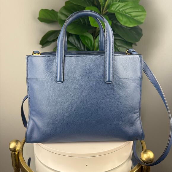 💎✨Authentic PRADA Saffiano Leather Shoulder Bag - Picture 3 of 7